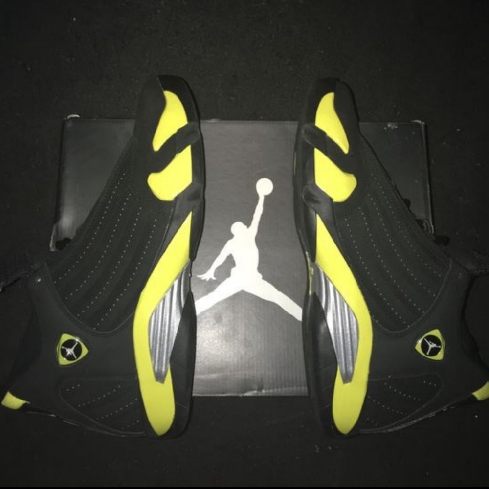 JORDAN 14s Thunder